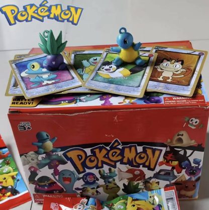 Pokemon Geschenk Box - mit Figur und Karten – Bild 5